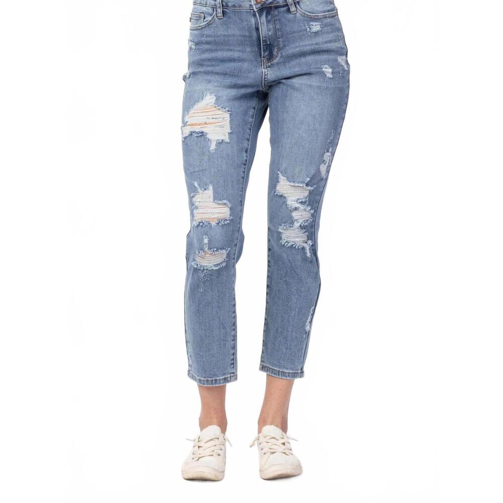NEW JUDY BLUE distressed boyfriend fit jeans in medium blue